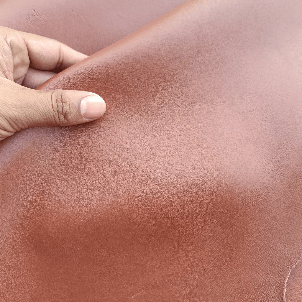 Leather / Goat / Sheep Lamb Skin Thickness : 0.9- 1.1 mm