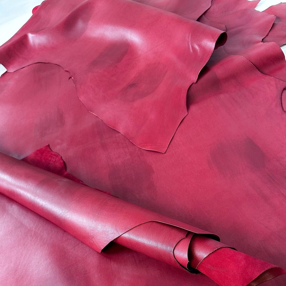 Leather / Goat / Sheep Lamb Skin Thickness : 0.9- 1.1 mm